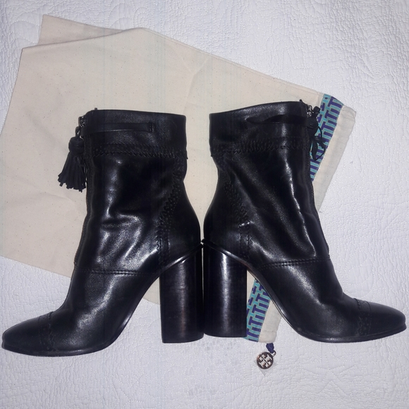 Tory Burch Huxley Bootie sz 7 - Picture 3 of 6